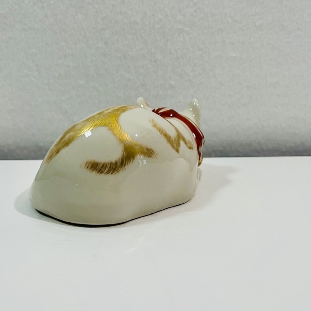 Antique Vintage Kutani Ware Japan Sleeping Cat Nemuri Neko Porcelain Figurine 5” - Picture 4 of 9